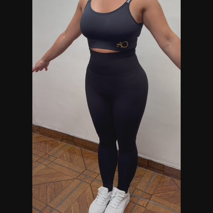 Conjunto deportivo de compresión negro (Brasier + Calza)