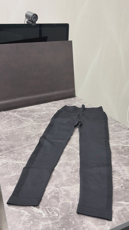 Conjunto deportivo de compresión negro (Brasier + Calza)